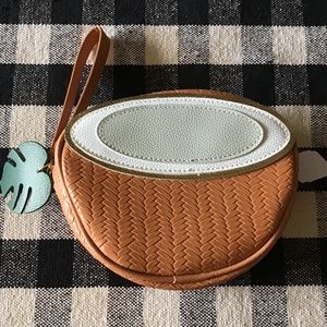 NWT Bath & Body Works Tropical Coconut Makeup Cosmetic Bag wristlet